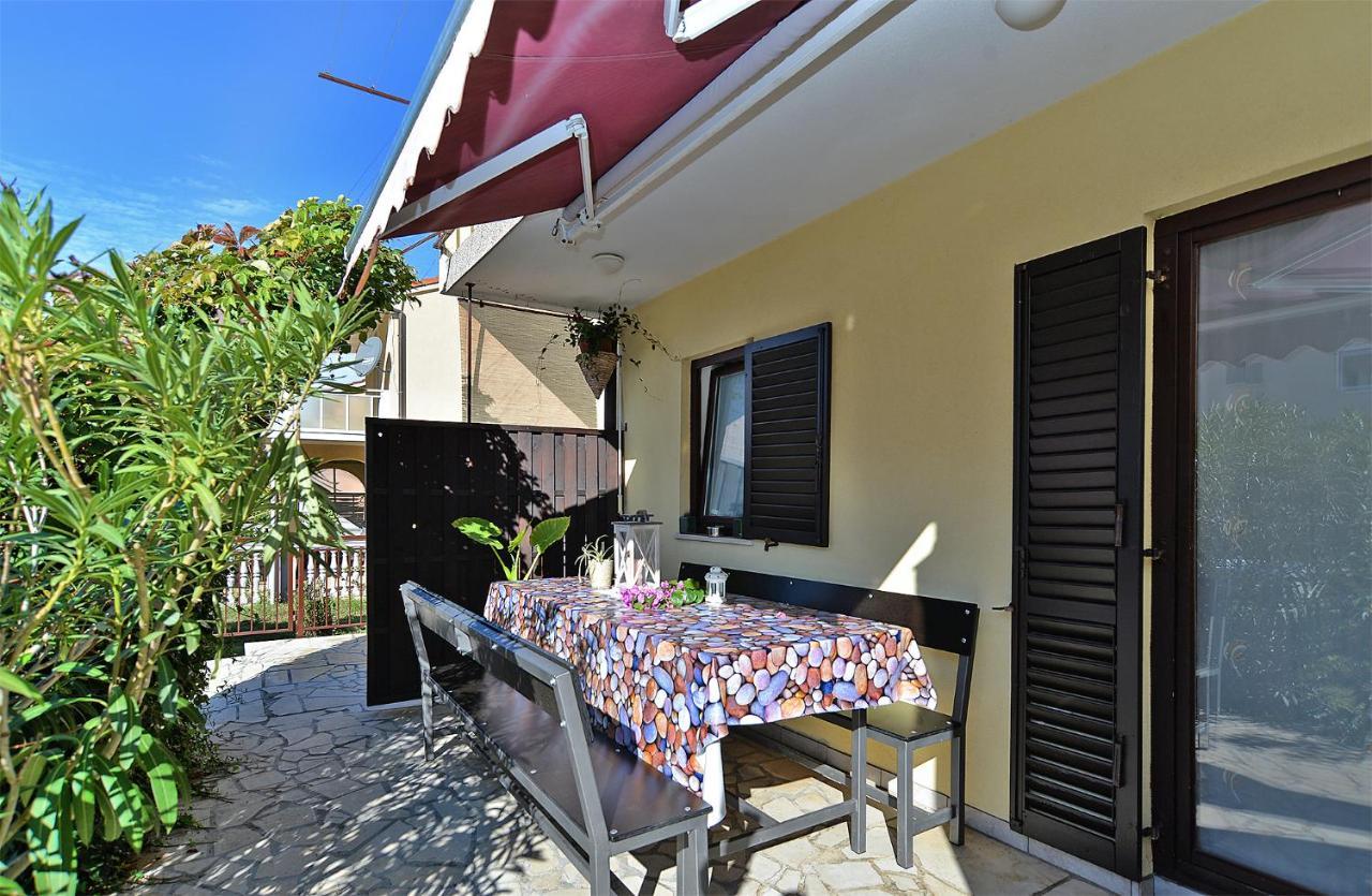 Apartment Jadranko 1761 Peroj Bagian luar foto